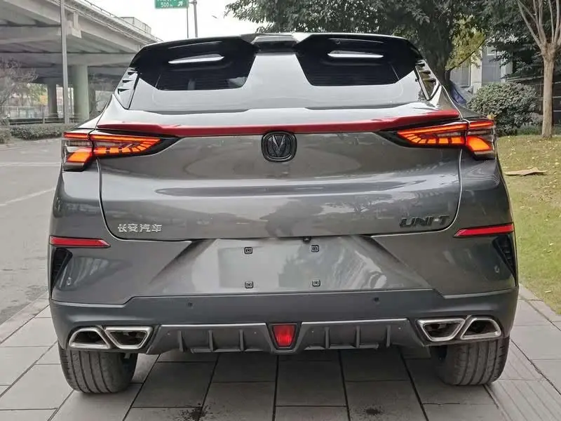 شانغهاي UNI-T 2020 1.5T فاخر