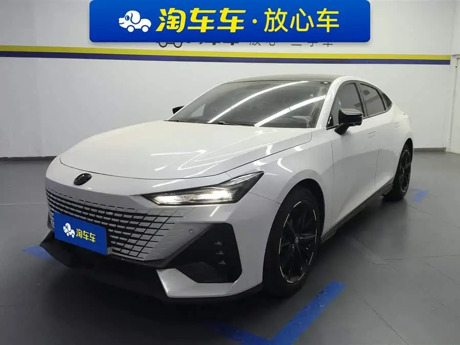 Changan UNI-V 2023 1.5T Luxury