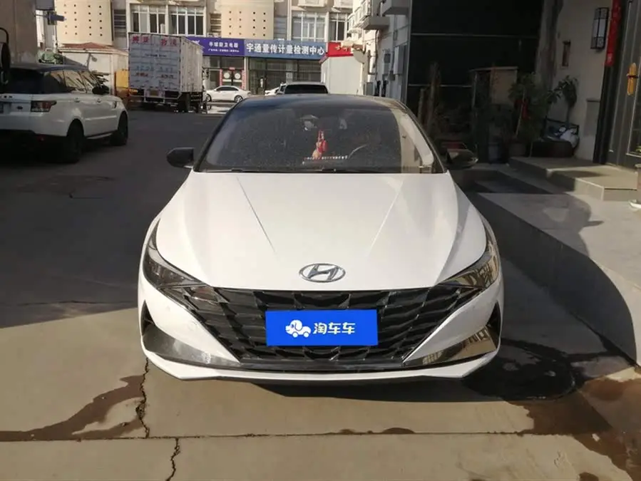 إيلانتر 2022 1.5 لتر CVT LUX المتميز