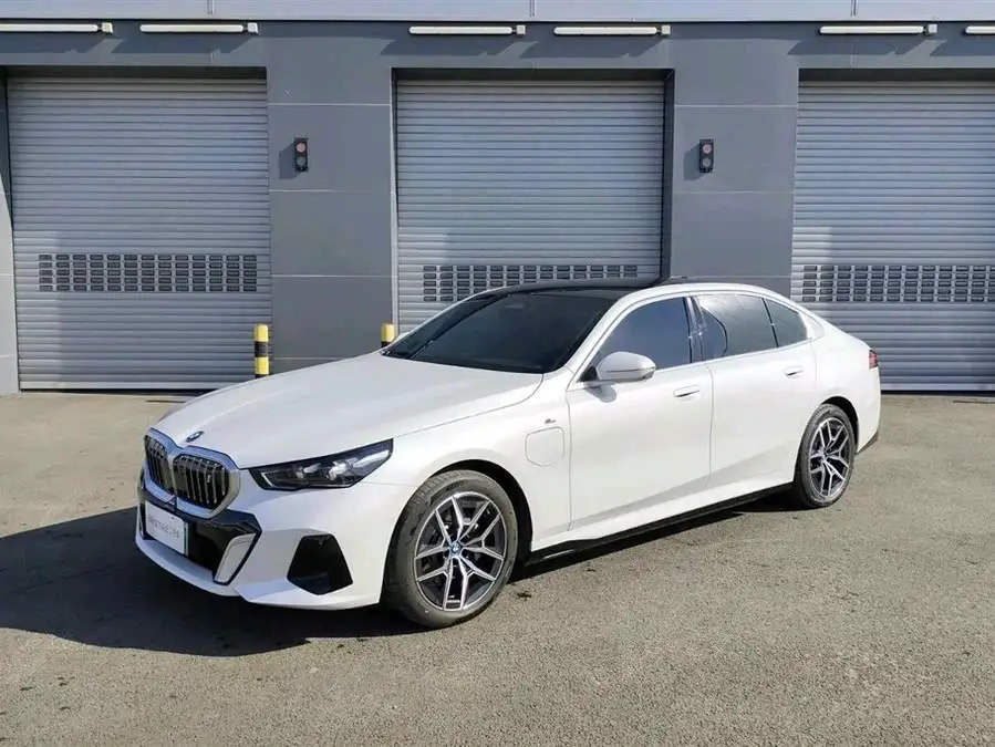 BMW i5 2024 eDrive 35L Luxury M Sport Package