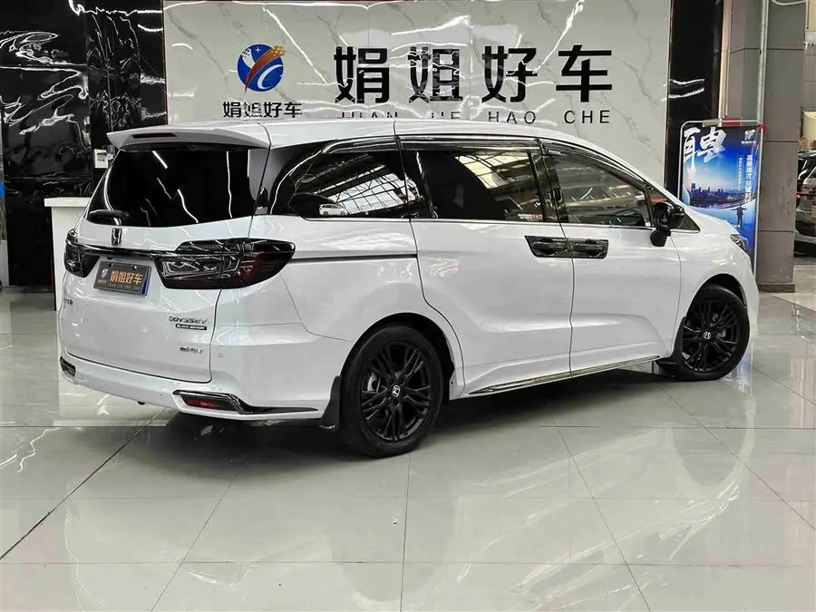 2024 Odyssey 2.0L e:HEV Sharp Edition