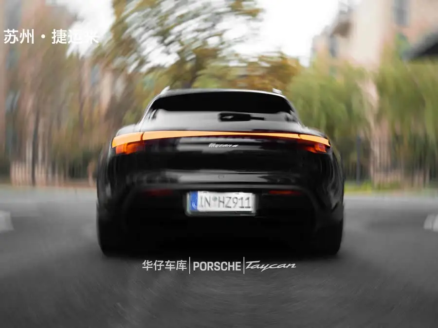 تايكان 2024 طراز تايكان 4 كروس توريزمو