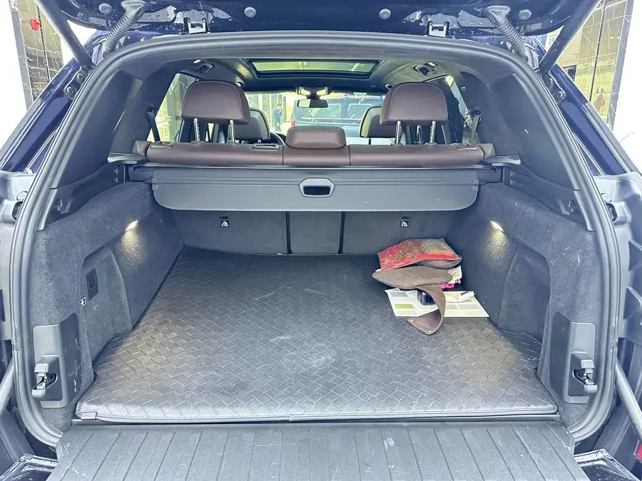 BMW X5 2022 xDrive 40Li M Sport Package