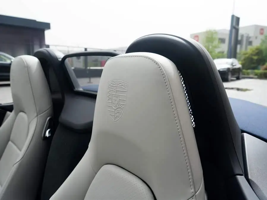 Porsche 718 2022 Model Boxster 2.0T