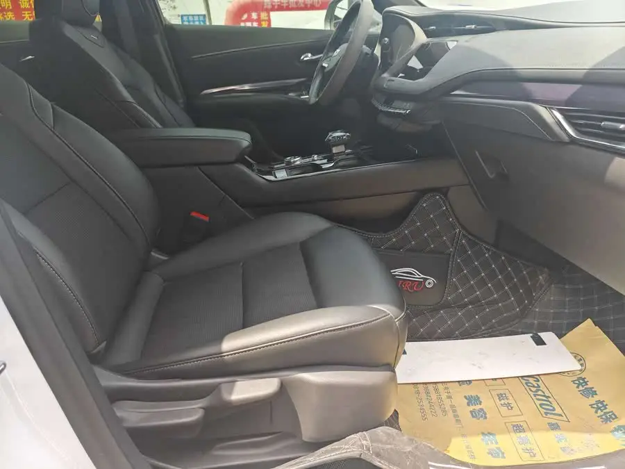 Cadillac XT4 2021 28T FWD Tech Edition