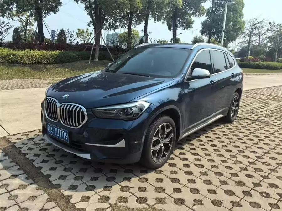 بي إم دبليو X1 2022 السواقة الأمامية 20Li النسخة العصرية