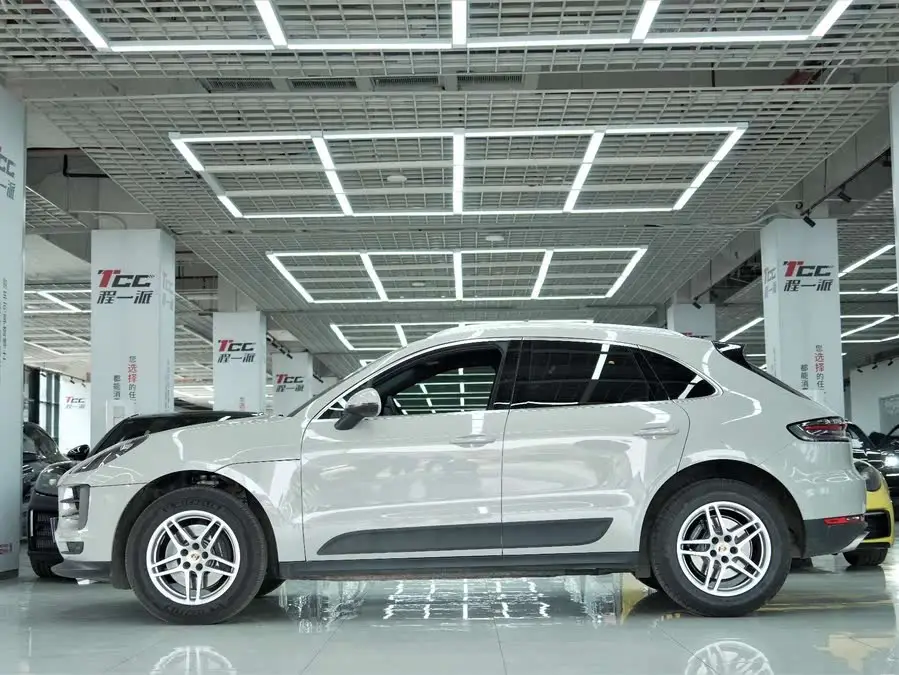 2021 Macan Macan 2.0T