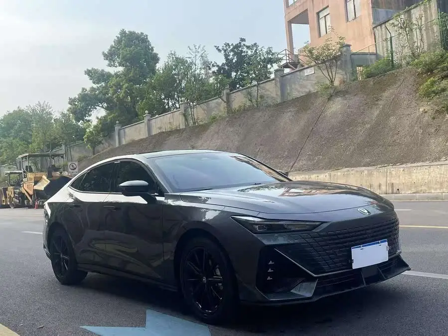 Changan UNI-V 2024 1.5T Premium