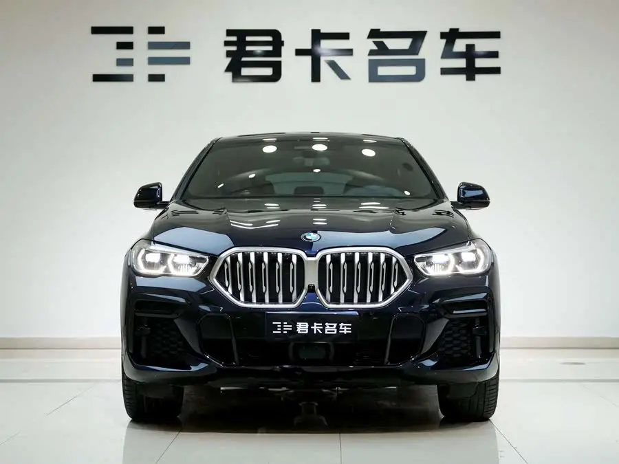 بي إم دبليو X6 2022 xDrive40i فئة M الرياضية الفاخرة