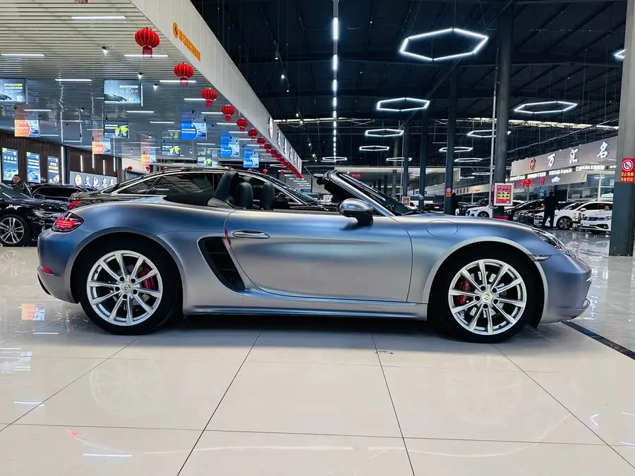 Porsche 718 2020 Model Boxster 2.0T