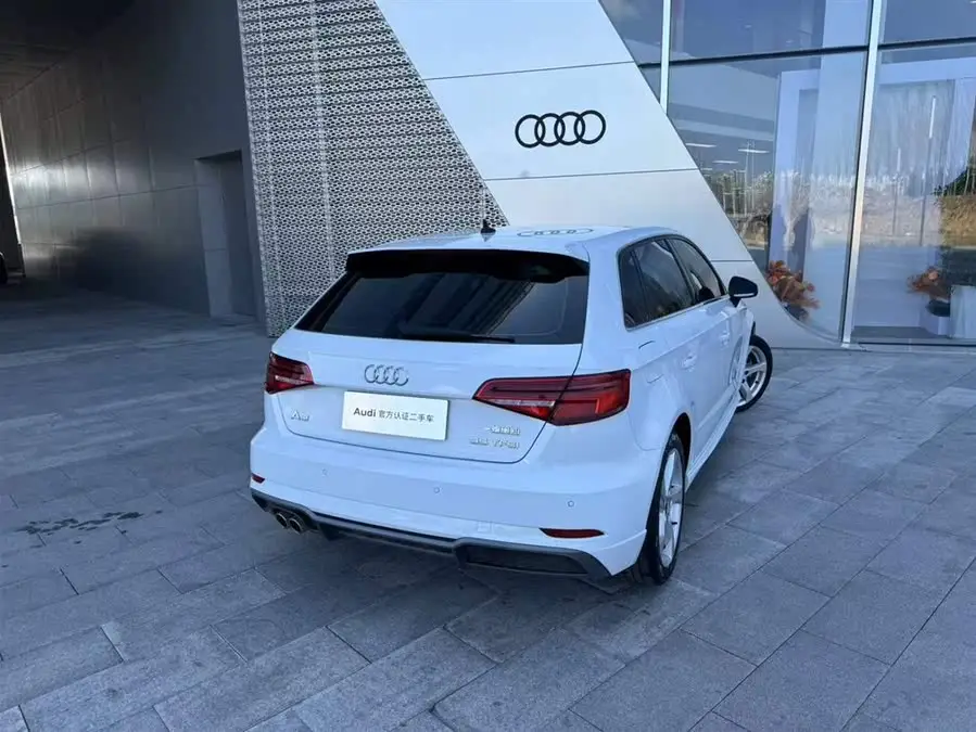 أودي A3 2020 سبورت باك 35 TFSI إصدار الموضة الوطنية VI