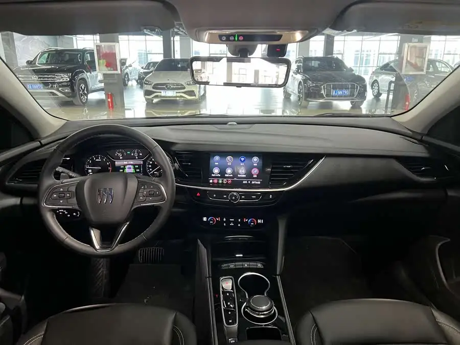 2024 بويك ريجال 25T إصدار السوبر إنجوين