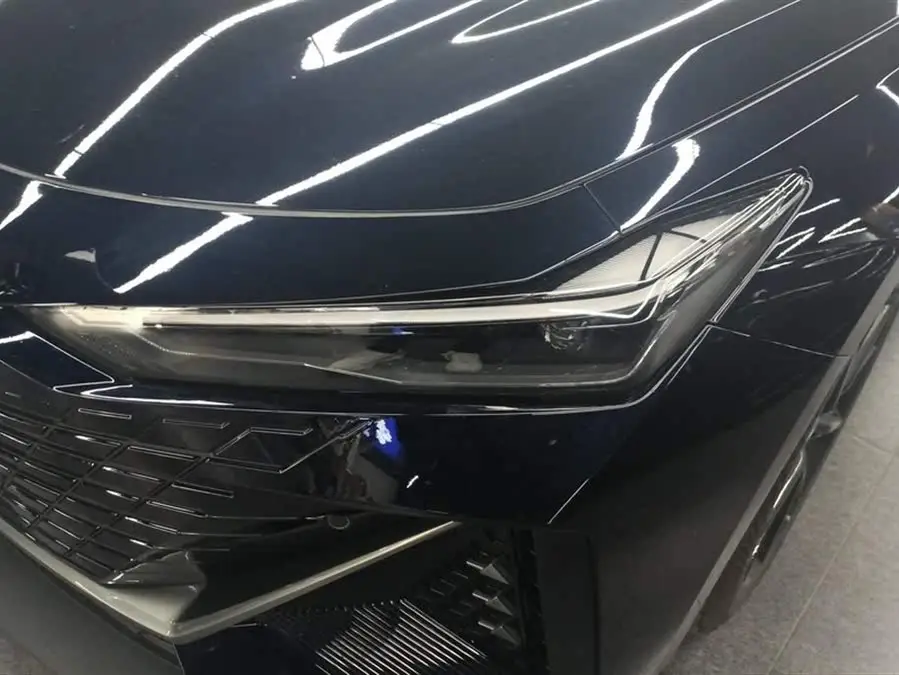 Changan UNI-V 2022 1.5T Premium