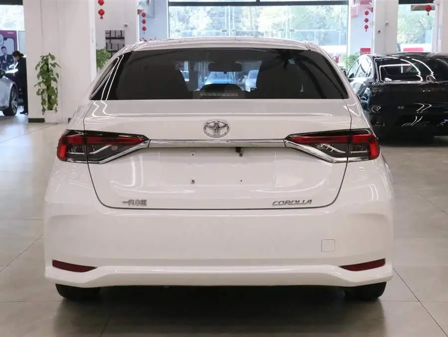 كورولا 2021 طراز TNGA 1.5L CVT النسخة الرائدة