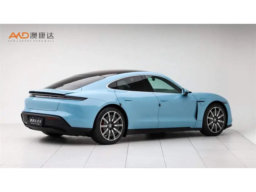 تايكان 2022 تايكان 4S