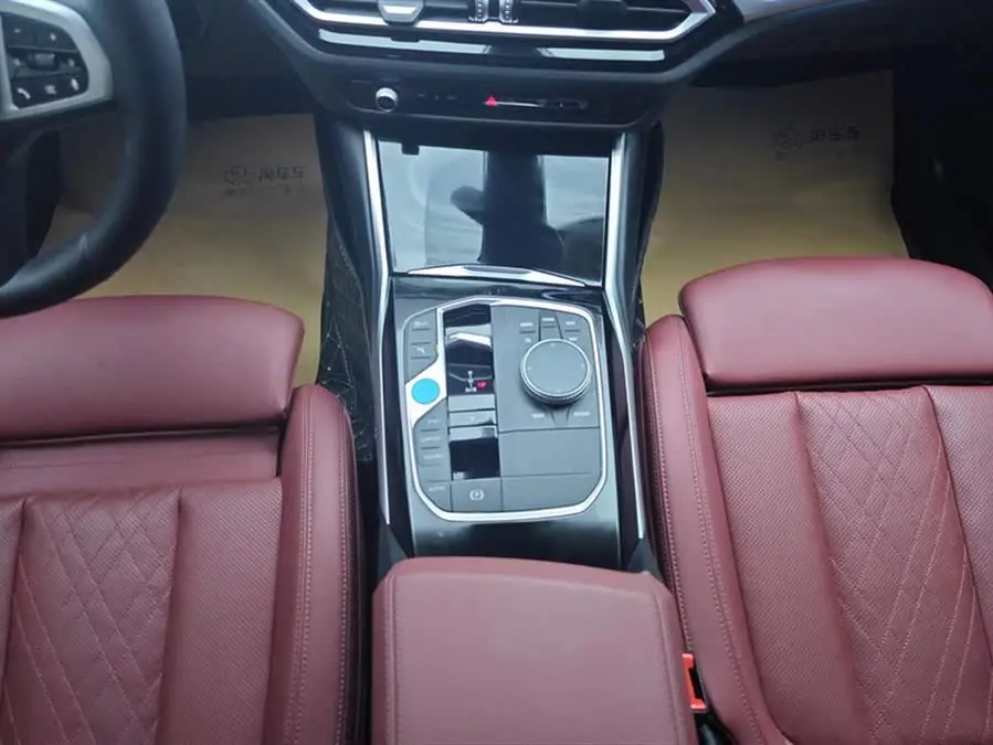 بي إم دبليو i3 2022 eDrive 35 L