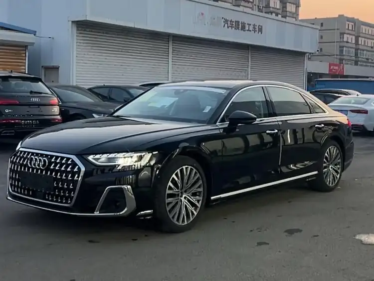 Audi A8 2025 A8L 50 TFSI quattro Prestige
