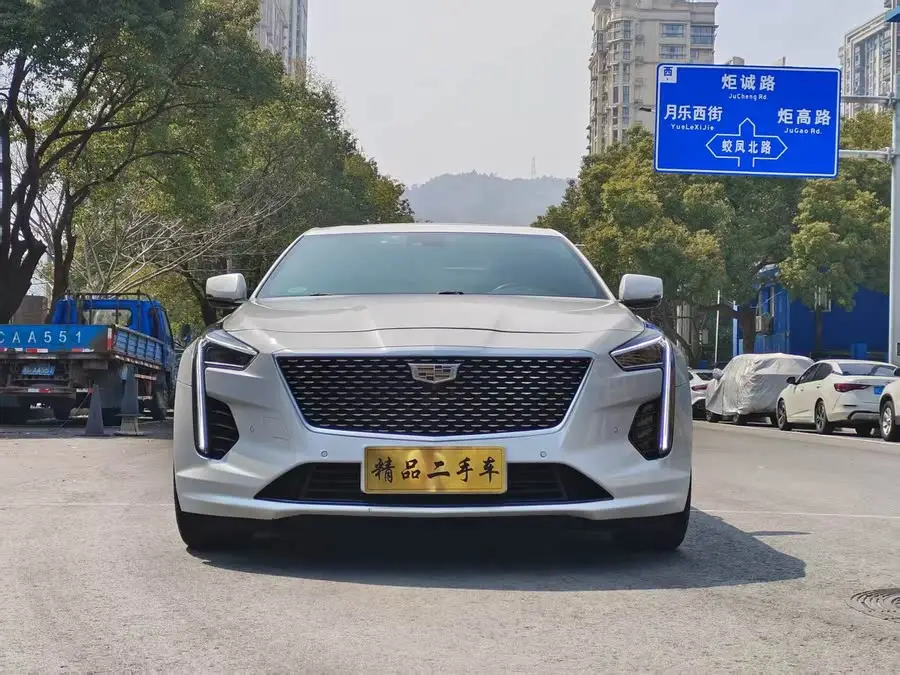 كاديلاك CT6 2021 28T فاخرة