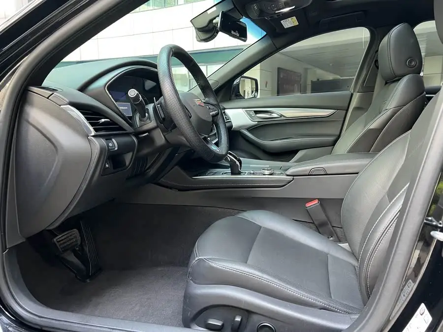 Cadillac CT5 2022 28T Luxury (Standard Version)