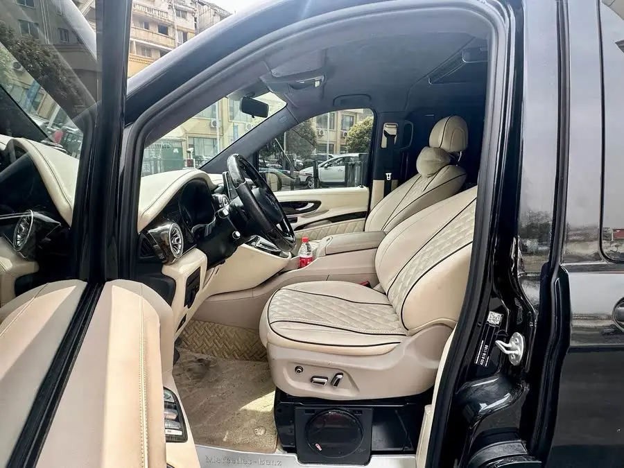 Vito 2020 2.0T Business Edition 7-seater