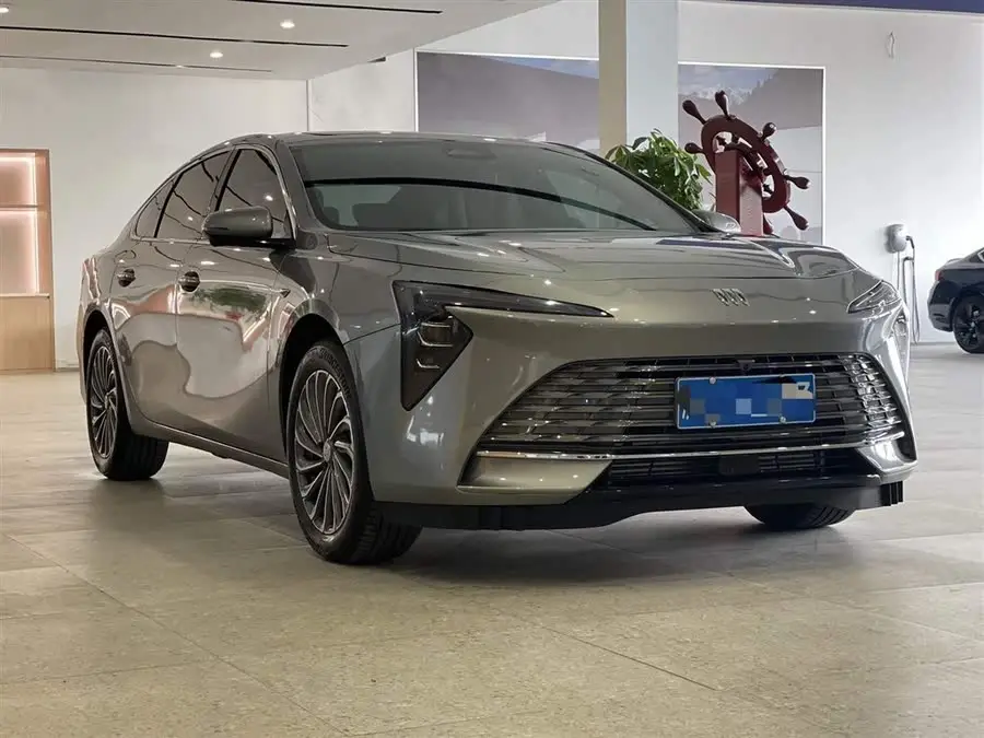 باك لاقروس 2023 طراز 28T