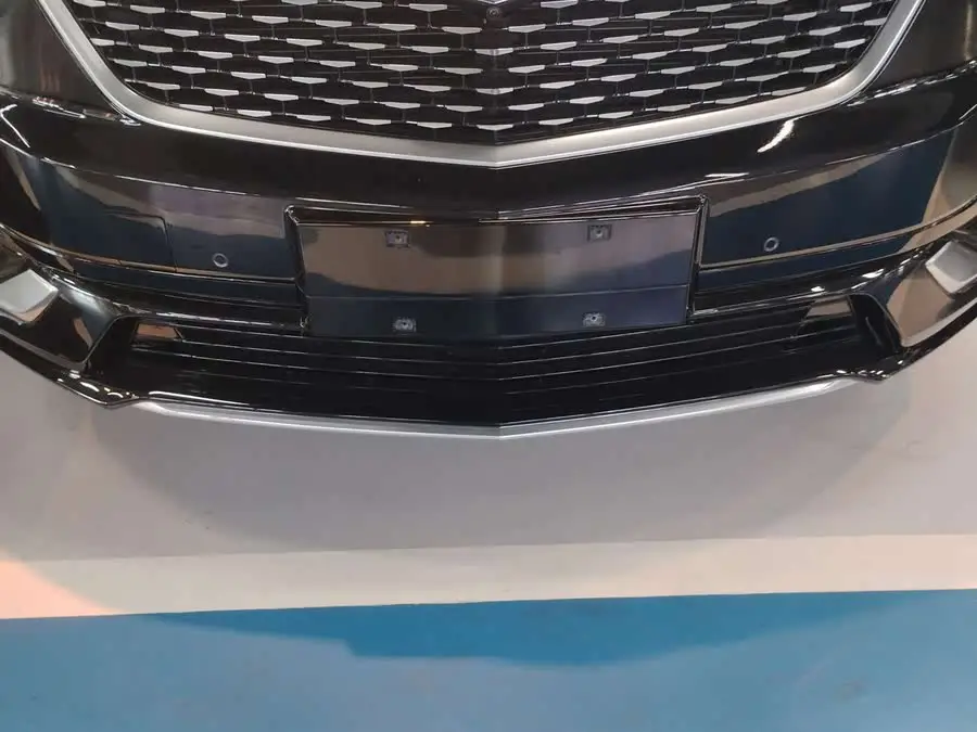 كاديلاك XT6 2022 2.0T فخامة دفع رباعي بستة مقاعد