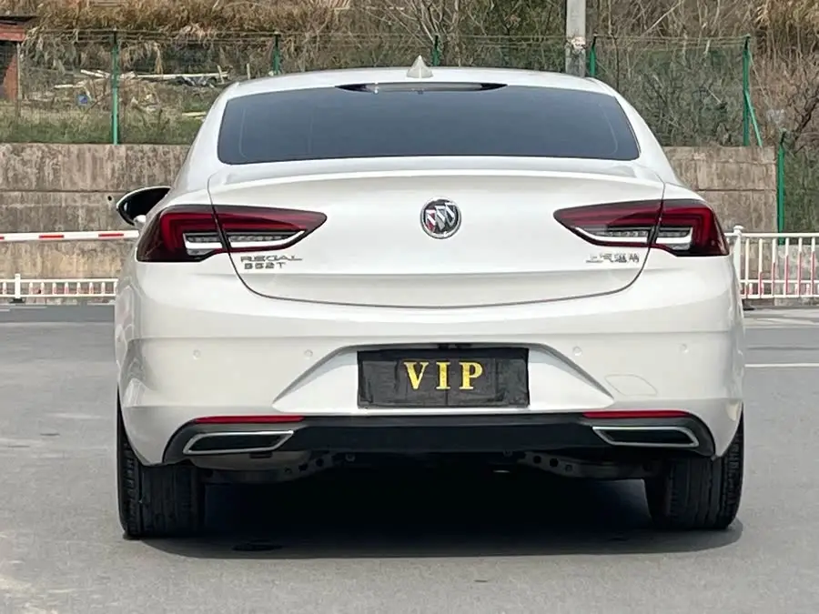 بيوك ريجال 2023 552T النسخة الذكية