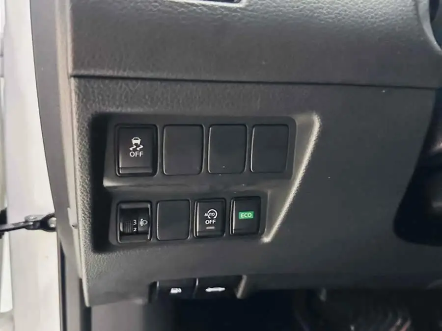 2022 Nissan X-Trail 2.0L Two-Wheel Drive Intelligent Comfort Version