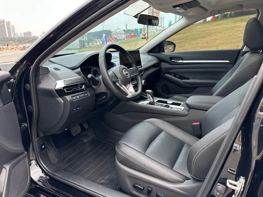 تينلاي 2024 2.0L XE النسخة الحقيقية