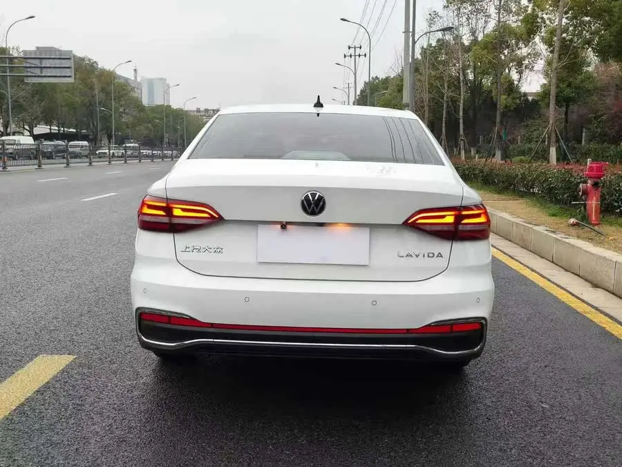 Lavida 2024 1.5L Automatic Five Million Edition