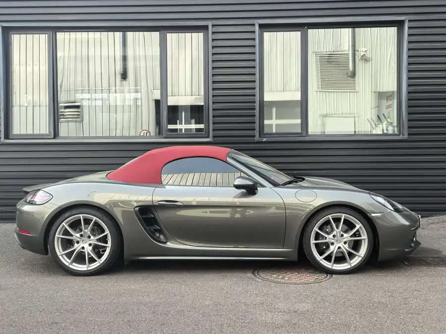 Porsche 718 2022 Boxster 2.0T