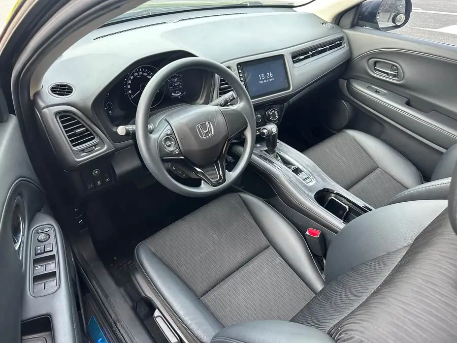 هوندا HR-V 2020 1.5 لتر CVT فاخرة