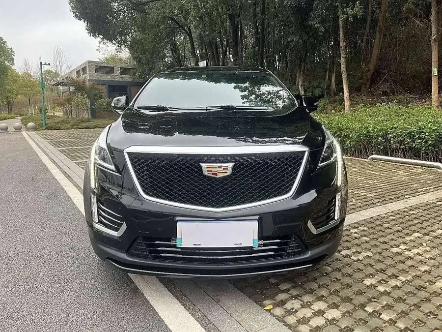 Cadillac XT5 2022 2.0T AWD Luxury (Hummingbird Edition)