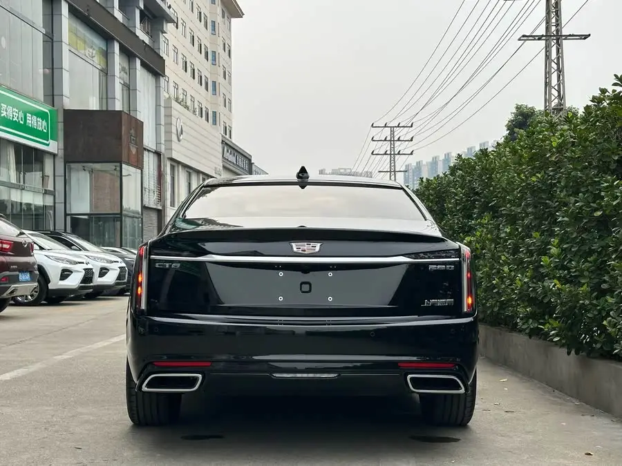 كاديلاك CT6 2022 28T الفاخرة