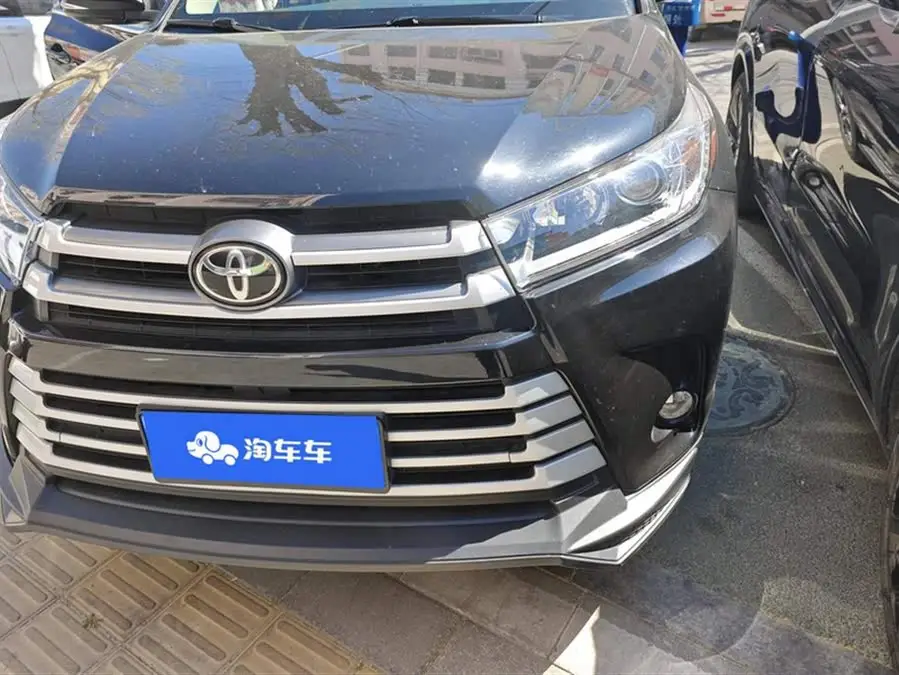 هايلاندر 2021 2.0T إصدار النخبة ذو الدفع الثنائي 5 مقاعد