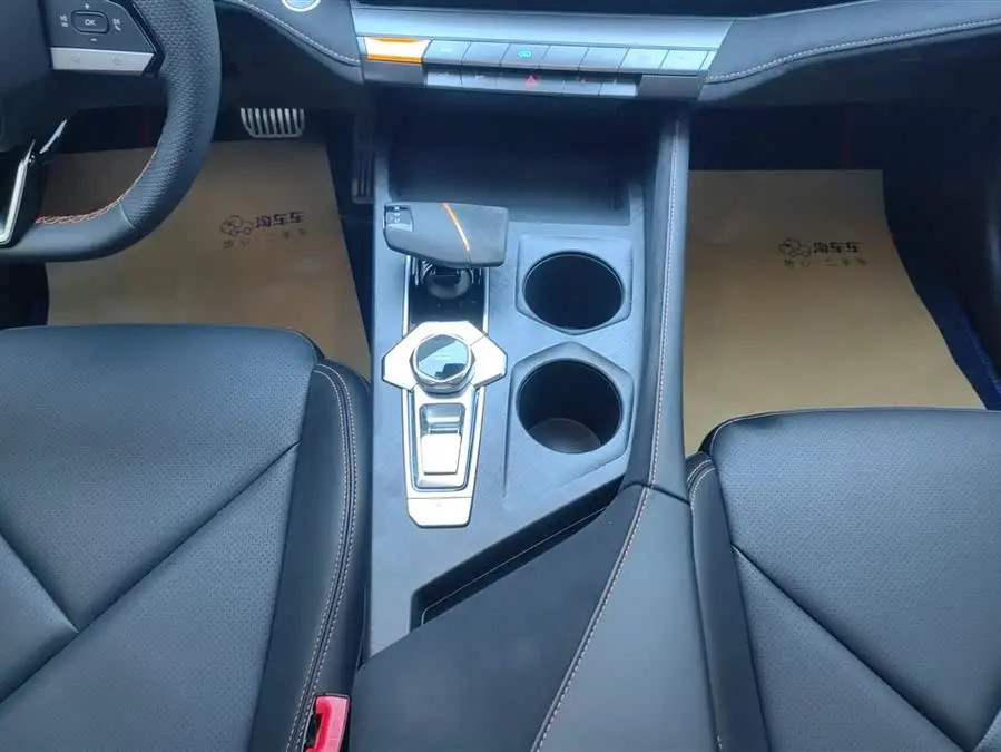 Changan UNI-V 2022 1.5T Sports Version