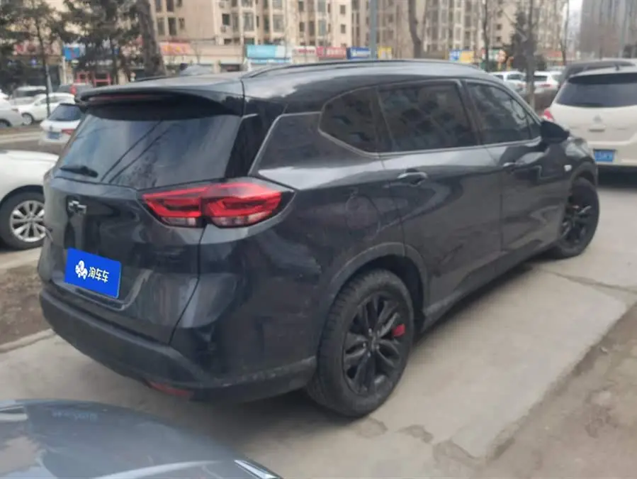 Wuling 2020 Model Light Hybrid Redline 530T Automatic Enjoy Version (5+2 Seater)