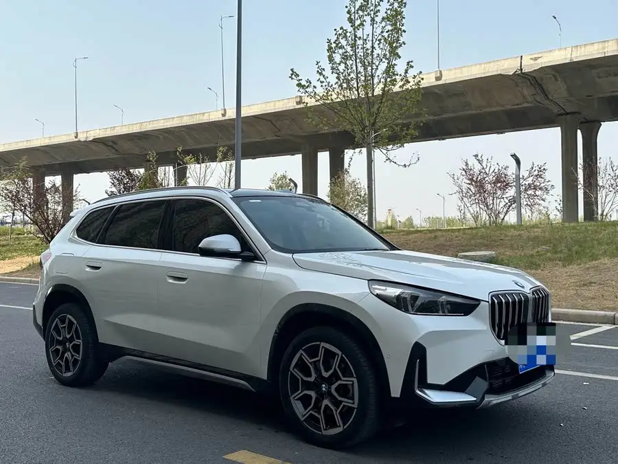 BMW X1 2023 xDrive25Li X Design Package