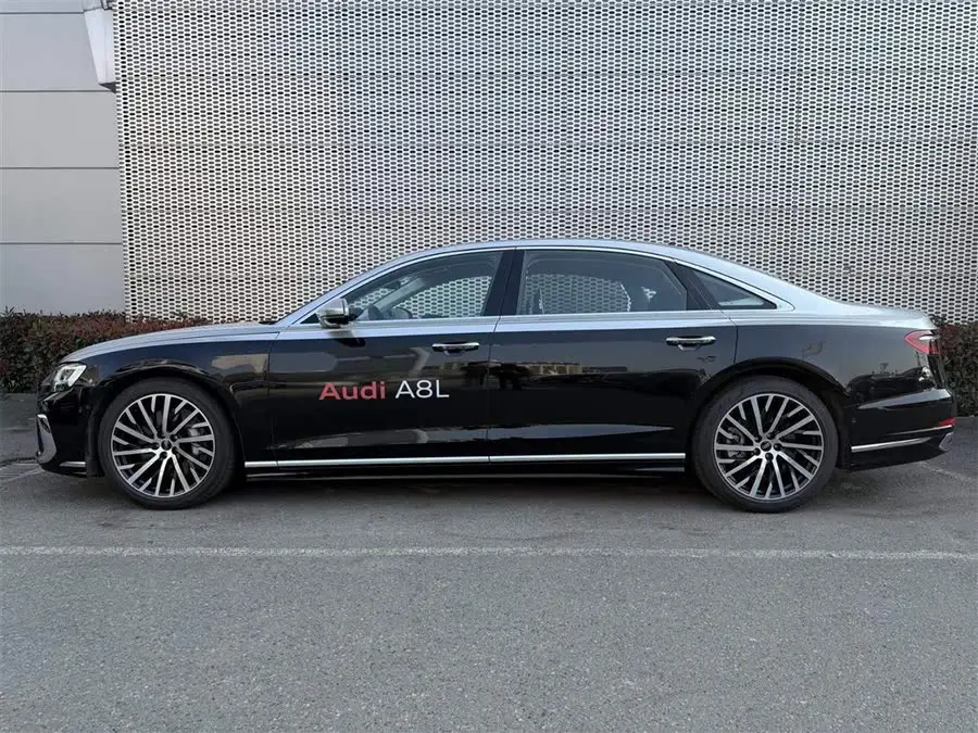 Audi A8 2023 A8L 55 TFSI quattro Flagship