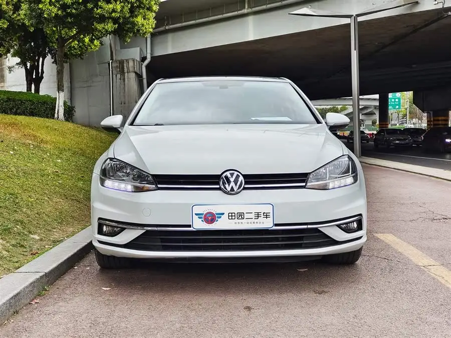 غولف 2020 إصدار الحب 280TSI DSG مريح