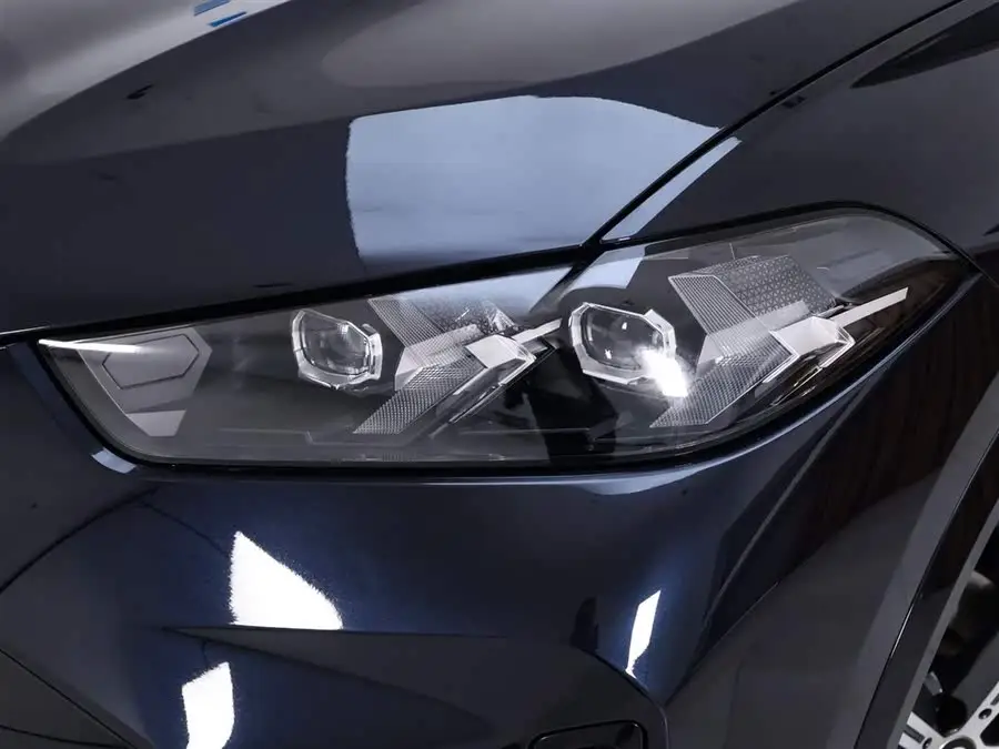 BMW X5 2023 xDrive 30Li M Sport Night Package