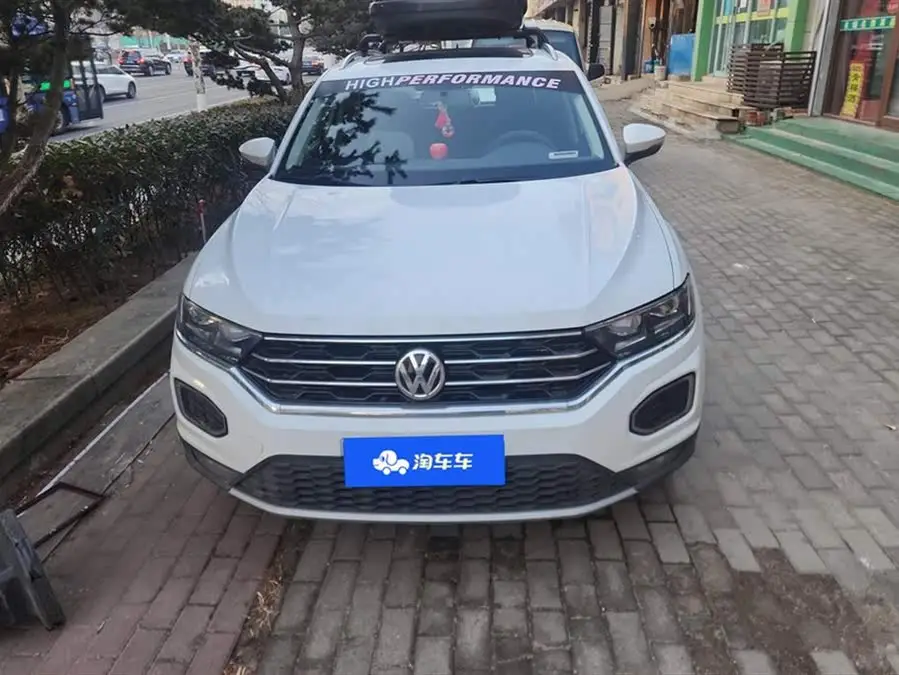 T-ROC 2020 طراز 230 TSI DSG دفع ثنائي مستوى الدخول