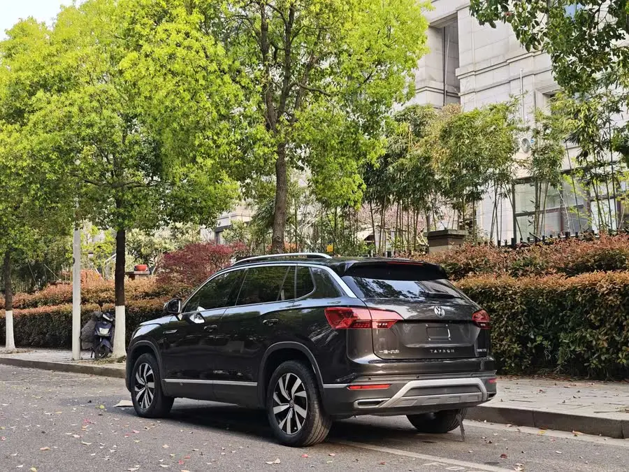 تيرون 2020 330TSI نسخة الفخامة الذكية ذات الدفع الثنائي