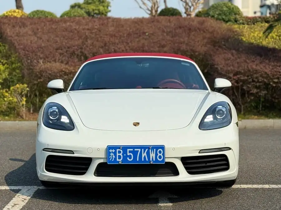 Porsche 718 2022 Model Boxster 2.0T