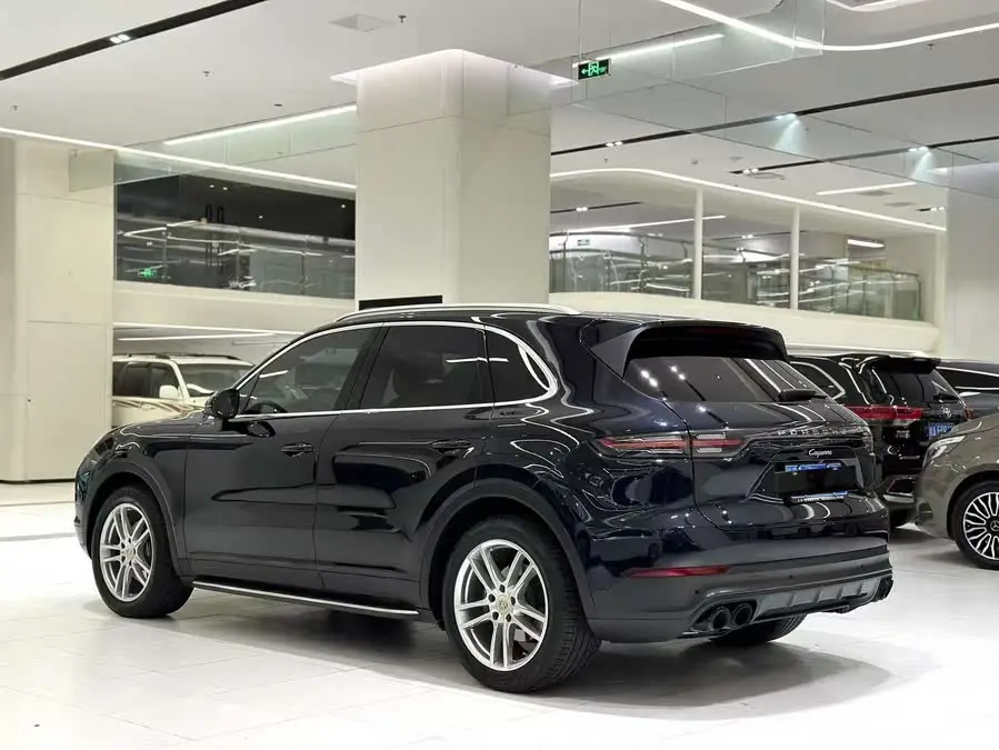 2022 Cayenne Cayenne 3.0T Platinum Edition