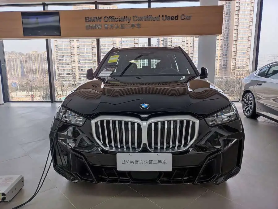 BMW X5 2023 xDrive 40Li M Sport Night Package