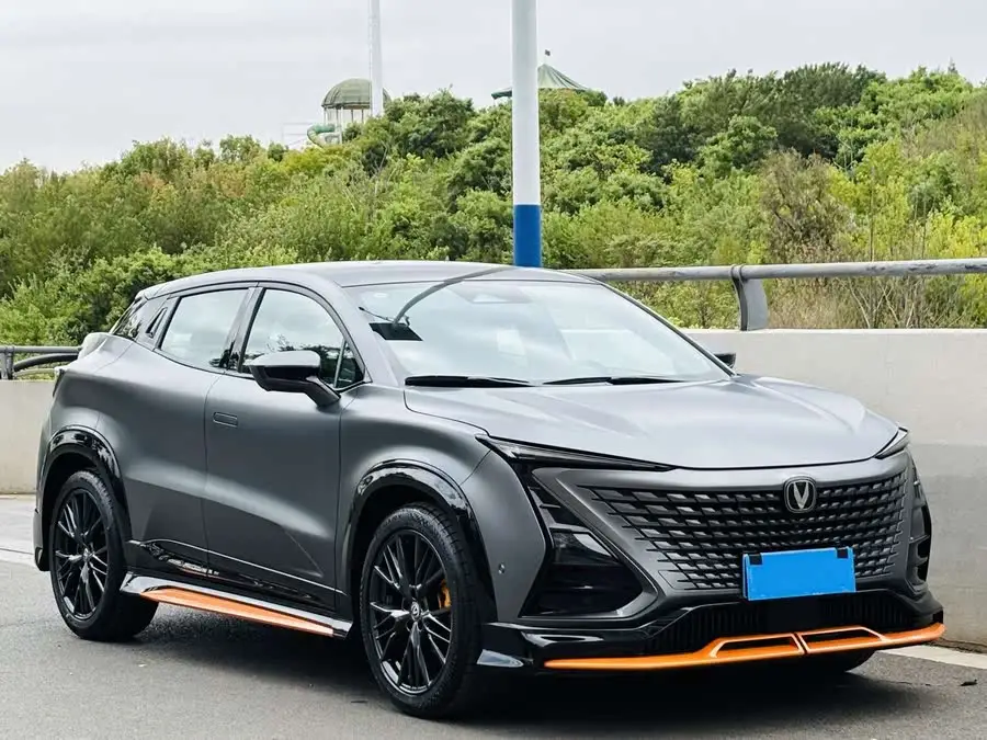 شانجان UNI-T 2023 الجيل الثاني 1.5T نسخة رياضية رائدة