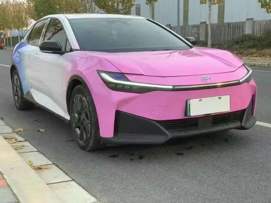 تويوتا bZ3 طراز 2023 616 كم مدى طويل PRO