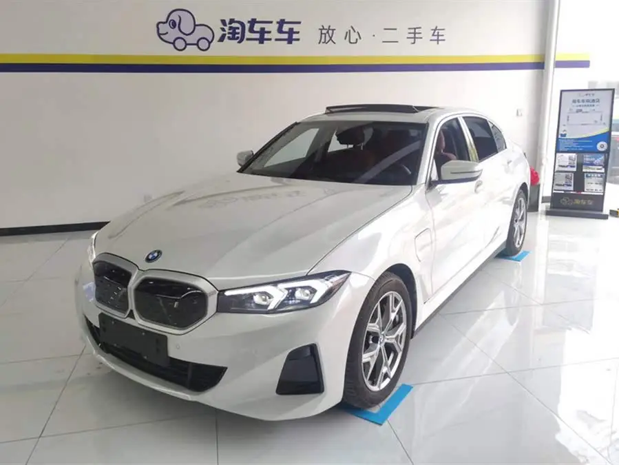 بي إم دبليو i3 2022 eDrive 35 L