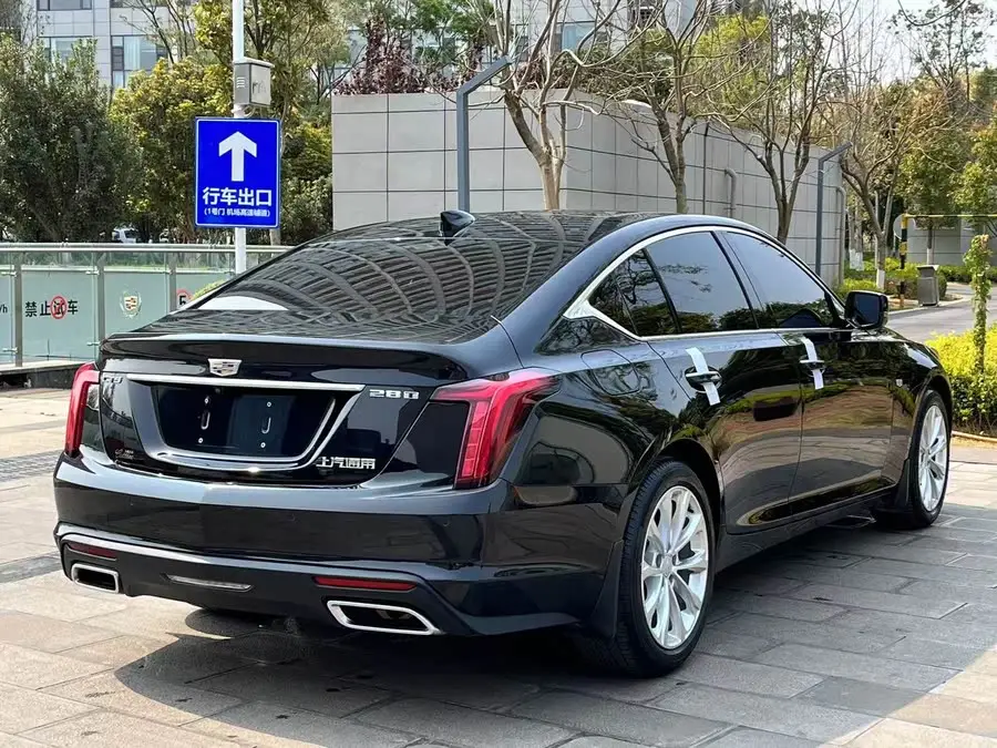 Cadillac CT5 2022 28T Luxury (Standard Version)